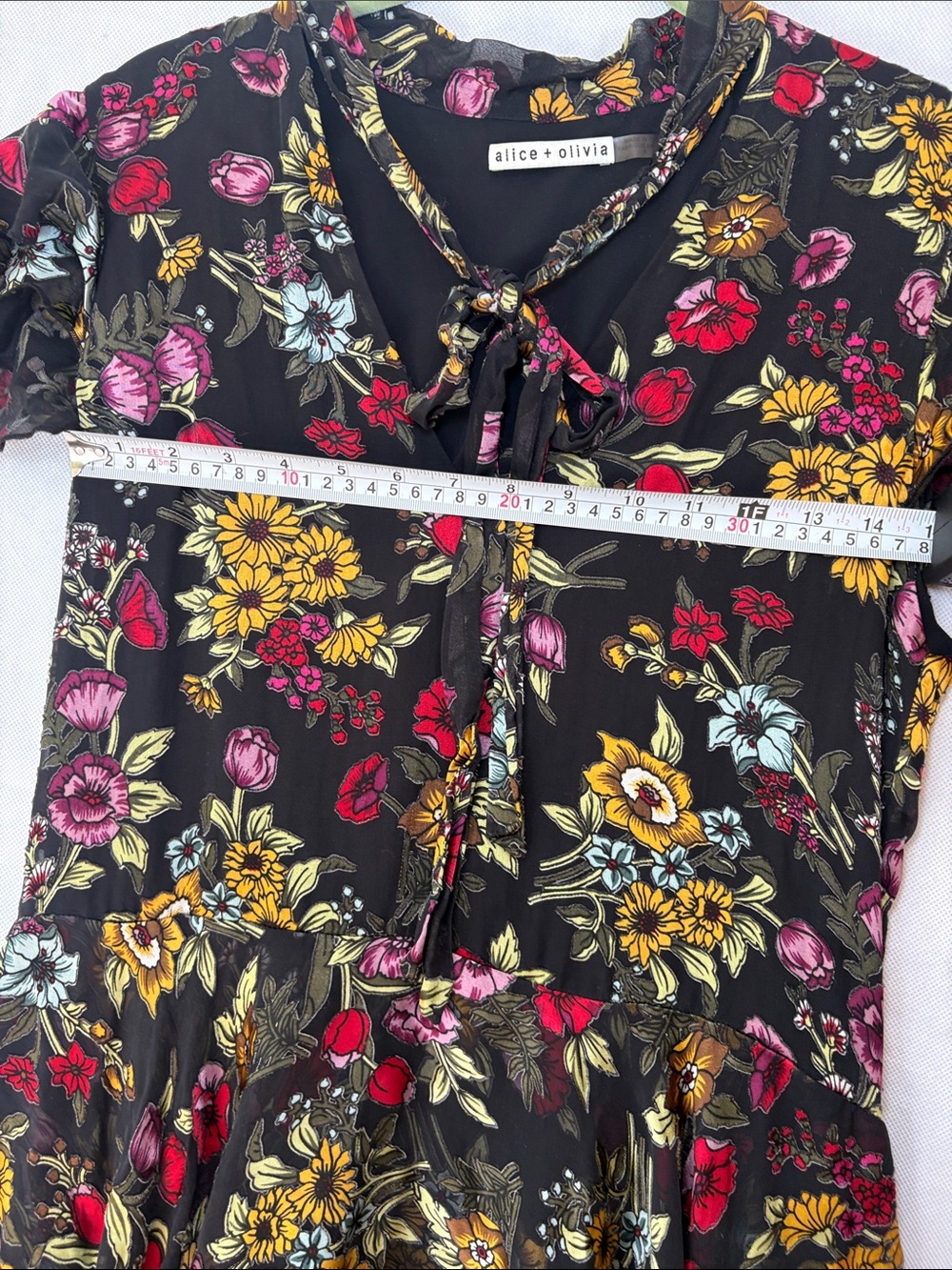 Alice + Olivia Silk Blend Floral Ruffle Mini Dress Black Tie Neck Size 6 - Picture 13 of 15